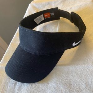 2/$15 Nike visor